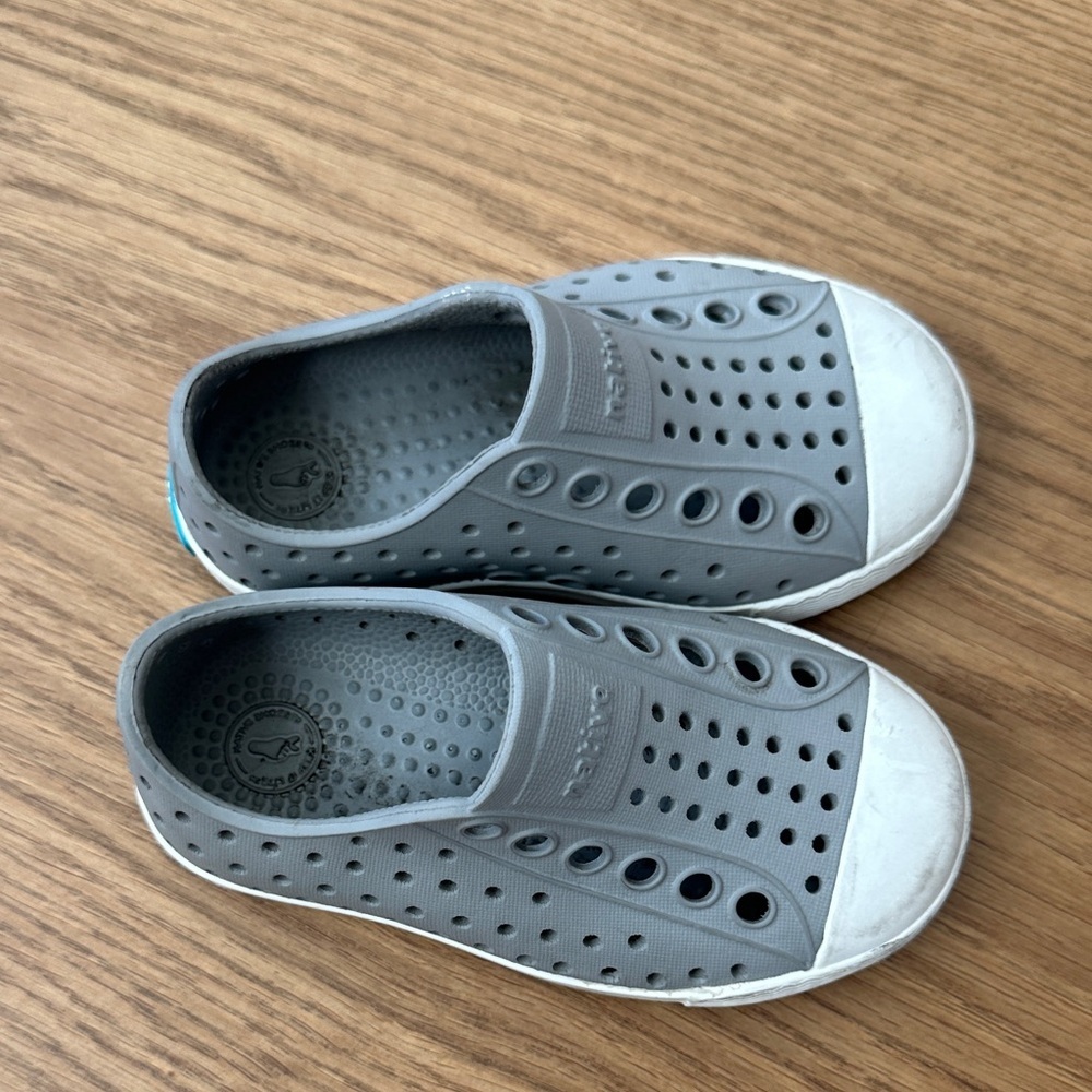 Native Kids Gray Slip-On Shoes C5